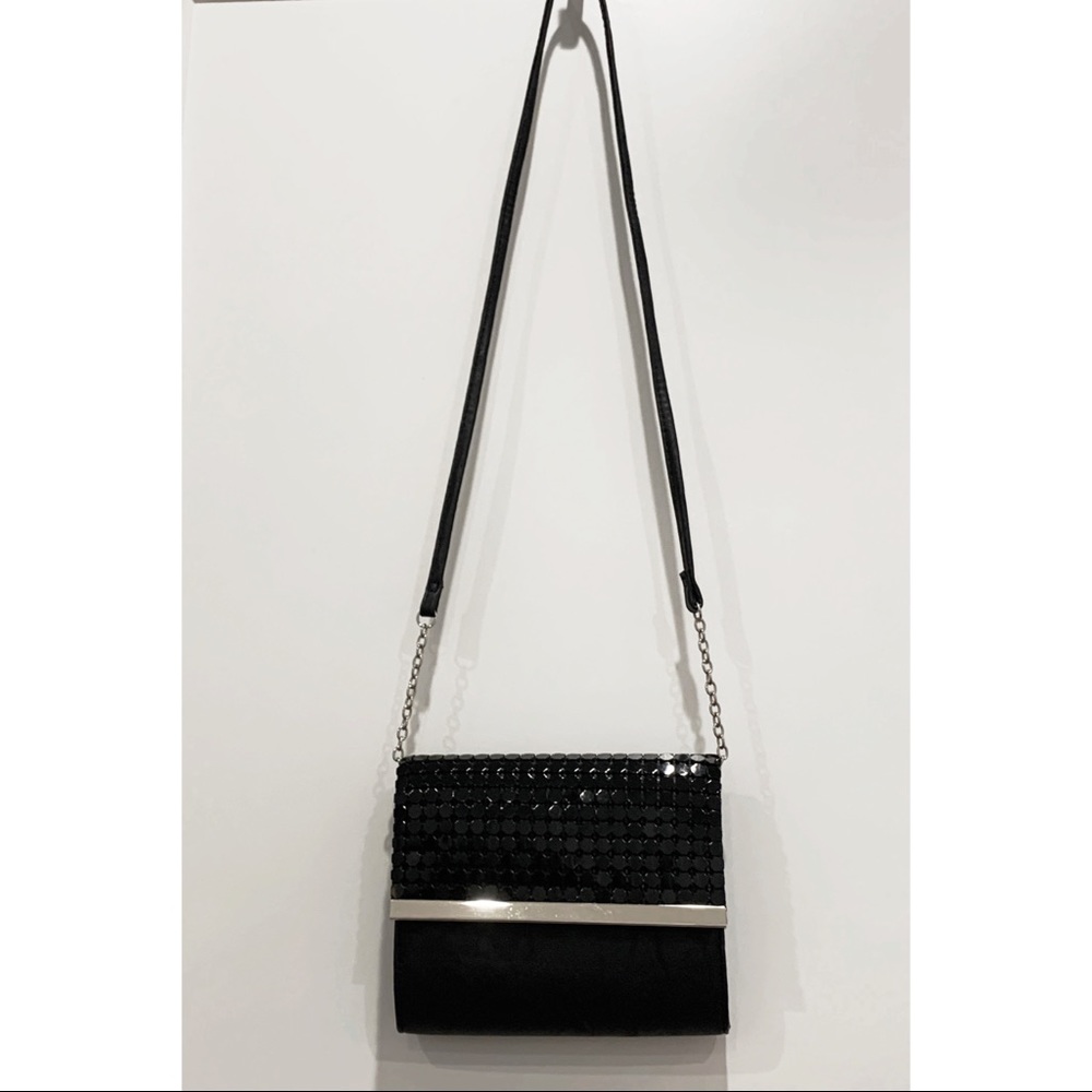 Clutch with long strap